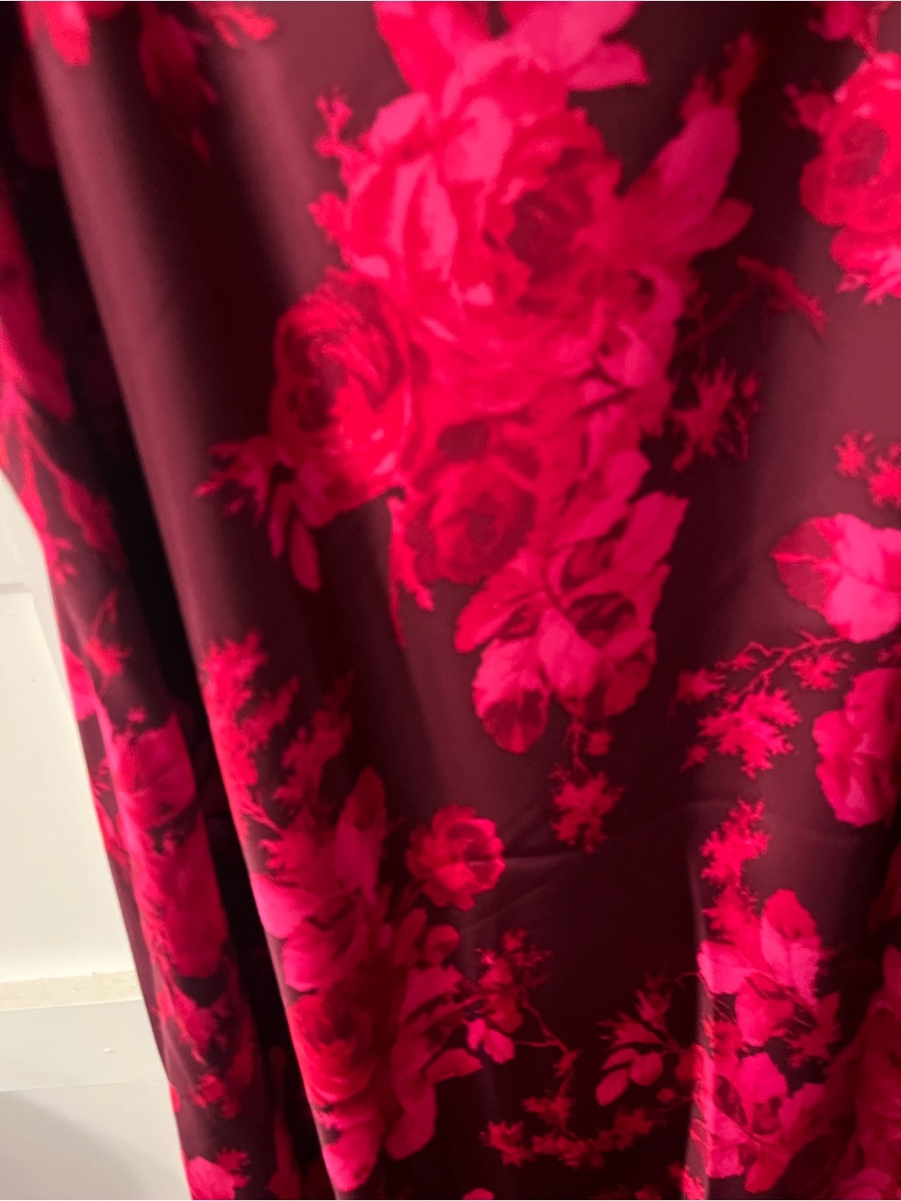 🌹 NWT GAP Red and Hot Pink Floral Satin Maxi Slip Dress - Picture 2 of 3